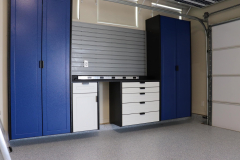 blue-garage-cabinets-2