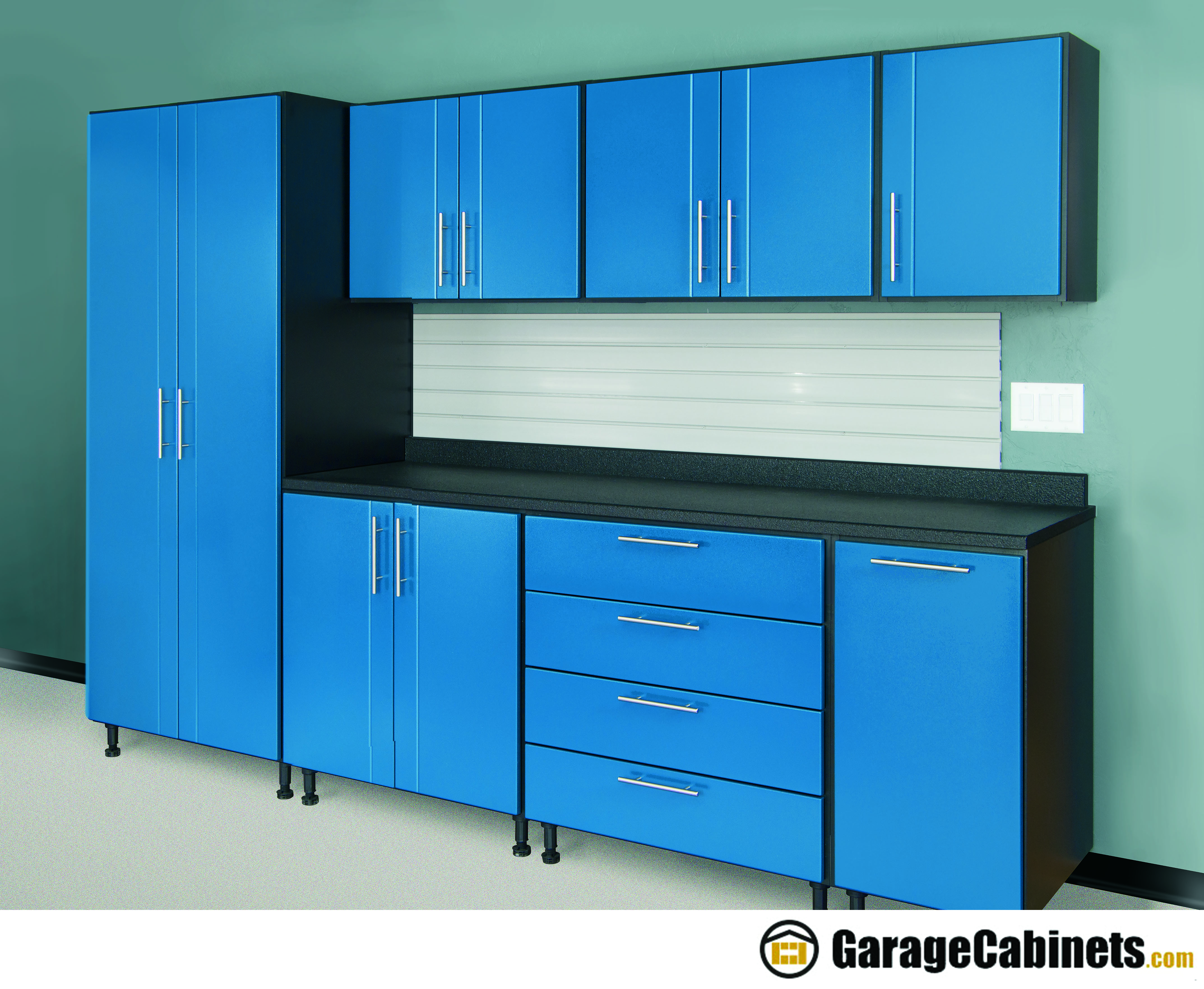 Read more about the article Wood garage storage cabinets- the quickest and easiest way to get high quality garage cabinets